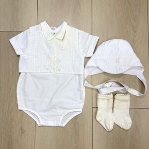 VTG Baby Christening Outfit 6–12M USA Romper Vest Bonnet Socks White Baptism‎